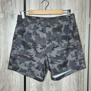 Maamgic Athletic Shorts Camo Gray Color